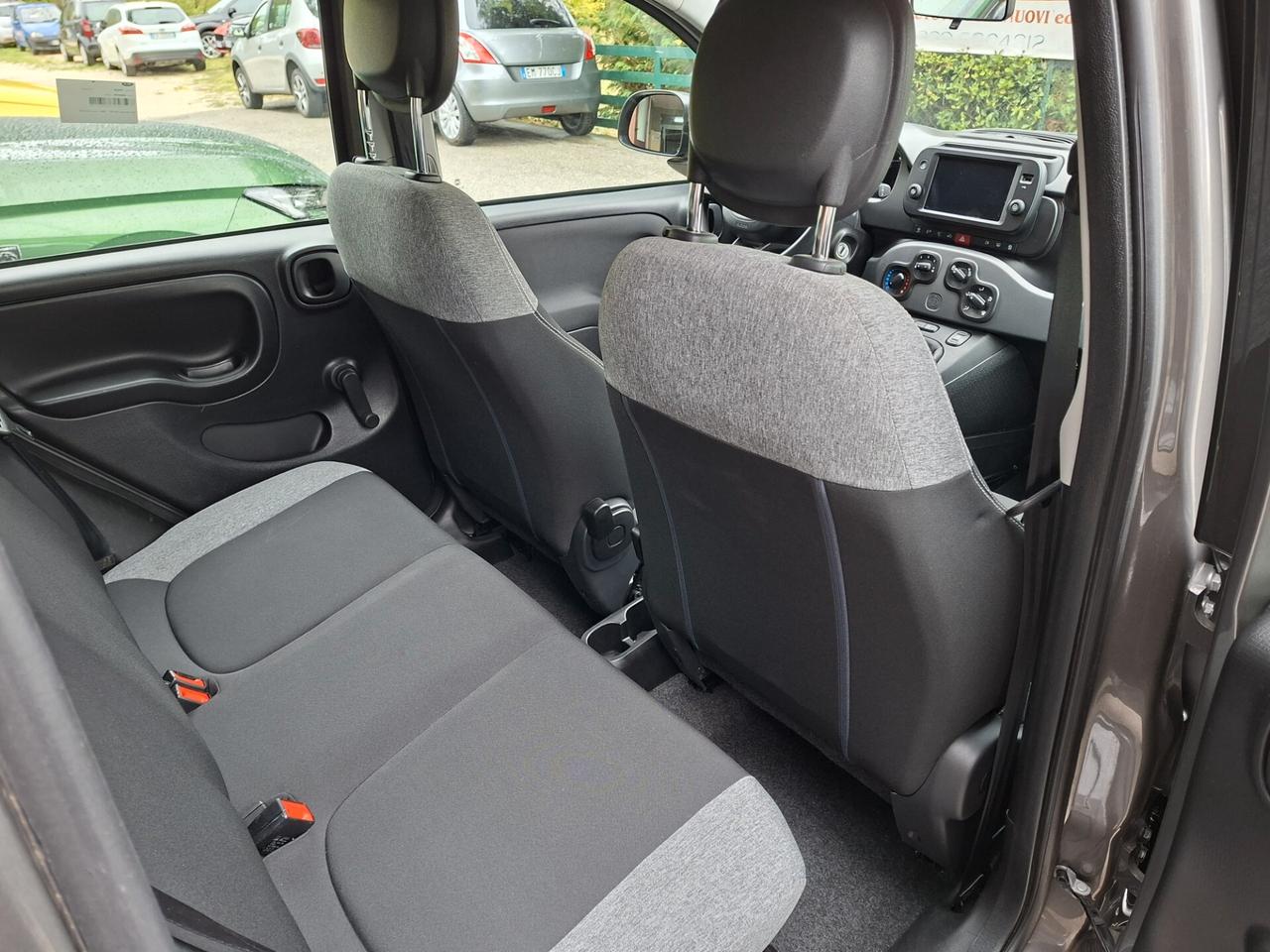Fiat Panda 1.0 70CV CITY LIFE UCONNECT + CARPLAY
