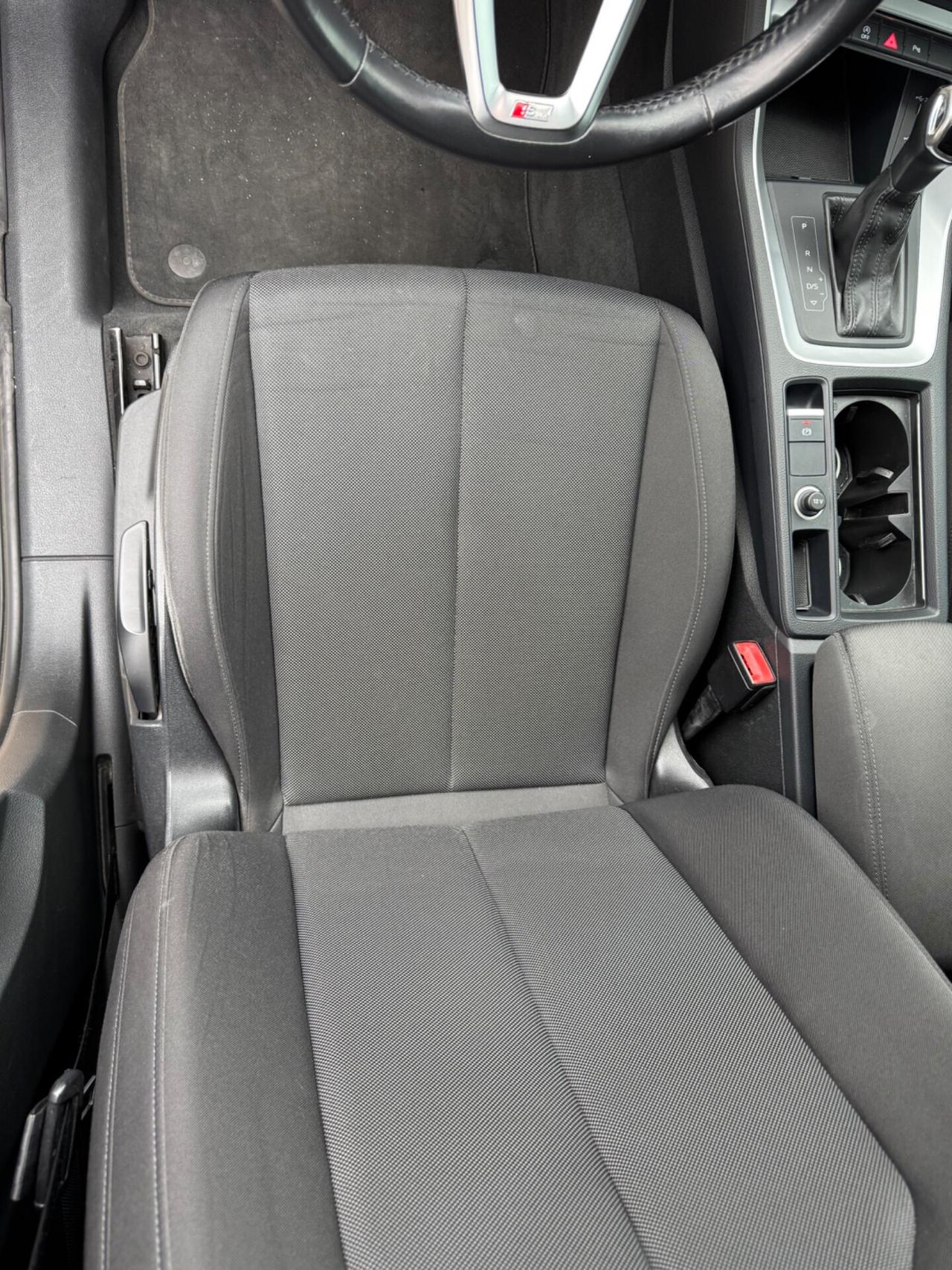 Audi Q3 2.0 TDI 150 CV quattro S tronic Sport