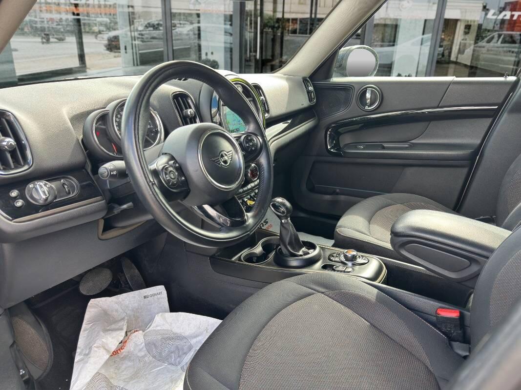 Mini Countryman 1.5 Cooper SE Hype all4 AUTOMATICA e NAVIGATORE