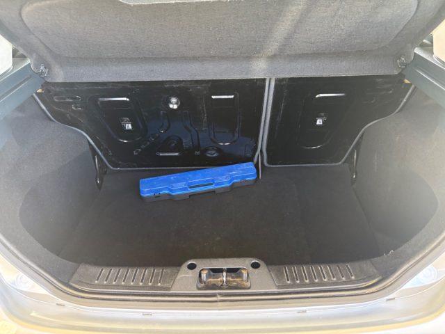 FORD Fiesta 1.2 82CV 5 porte OK NEOPATENTATI EURO 5 BENZINA