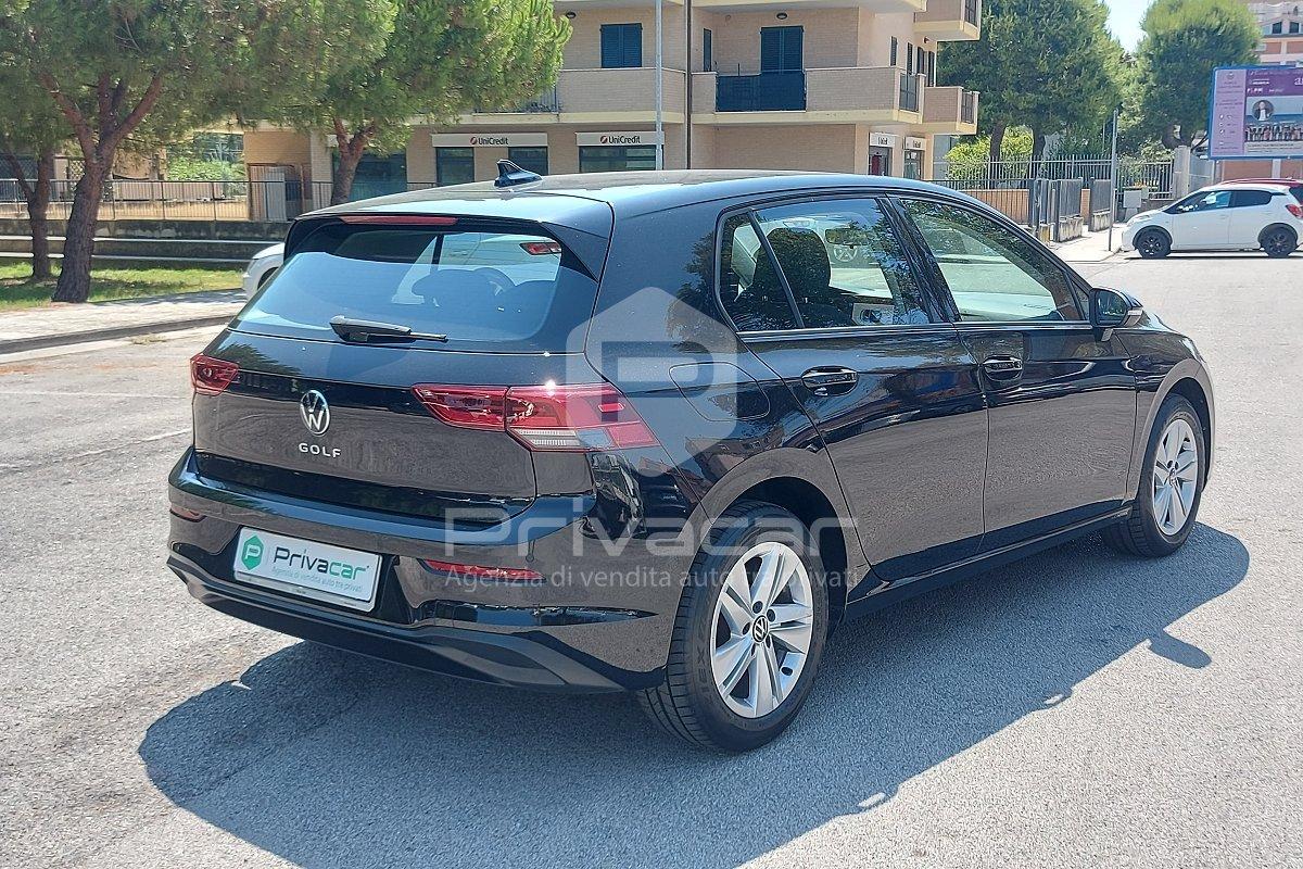 VOLKSWAGEN Golf 1.5 TGI Life