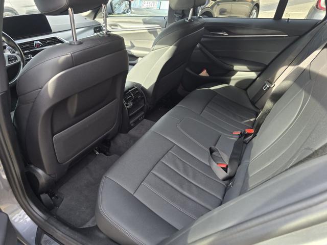 BMW 520 d 48V xDrive Touring Luxury