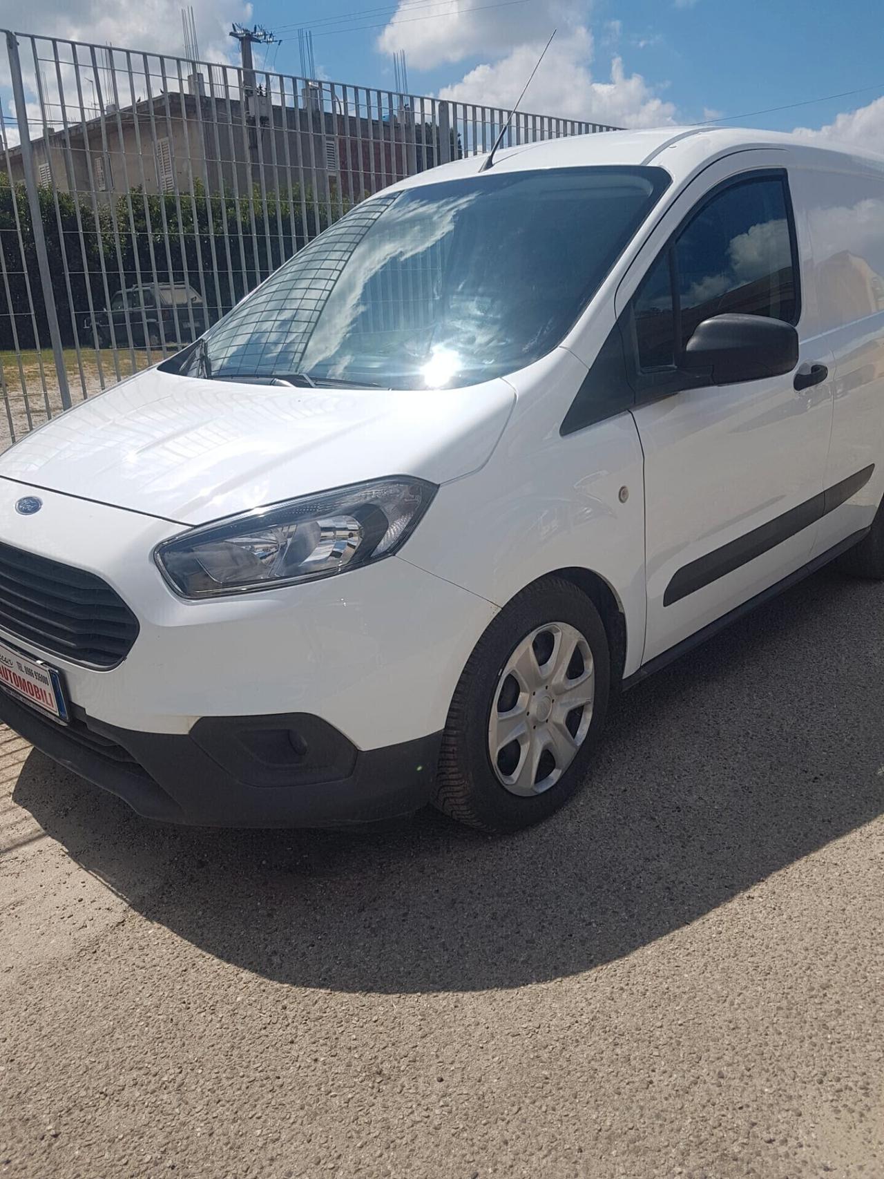Ford Transit Courier 1.5 TDCi