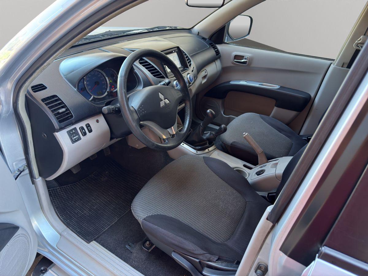 MITSUBISHI - L200 Cab IV 2006 d.cab 2.5 di-d 136cv Intense