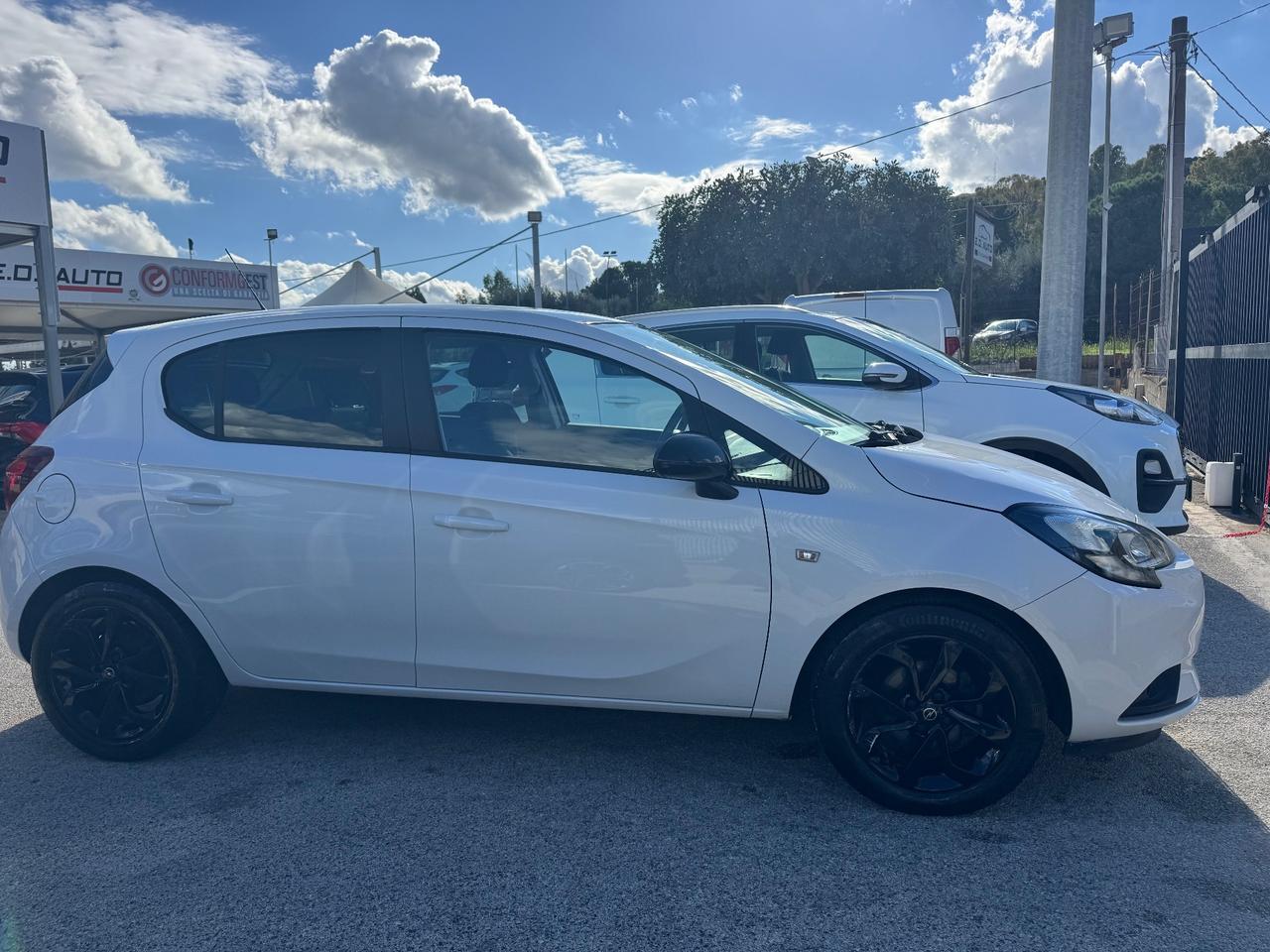 Opel Corsa 1.4 90CV GPL Tech 5 porte b-Color