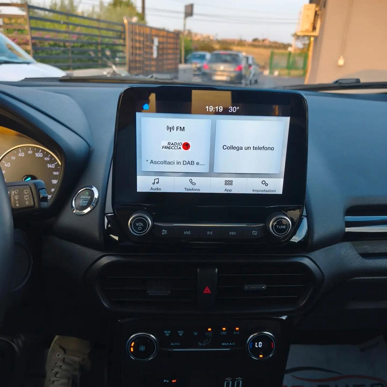 Ford EcoSport 1.5 TDCI TITANIUM FULL OPT
