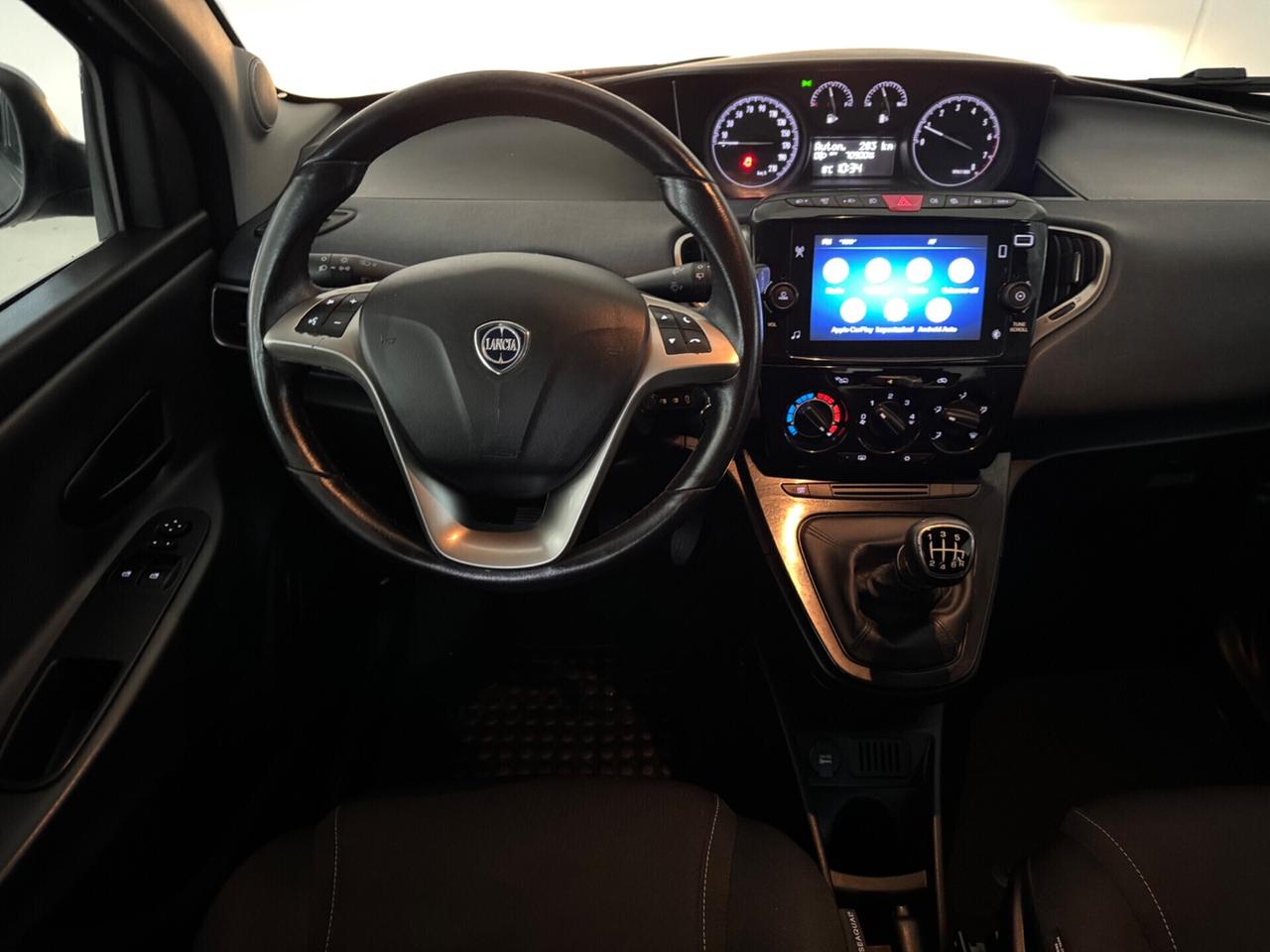 Lancia Ypsilon 1.0 FireFly 5 porte S&S Hybrid Gold