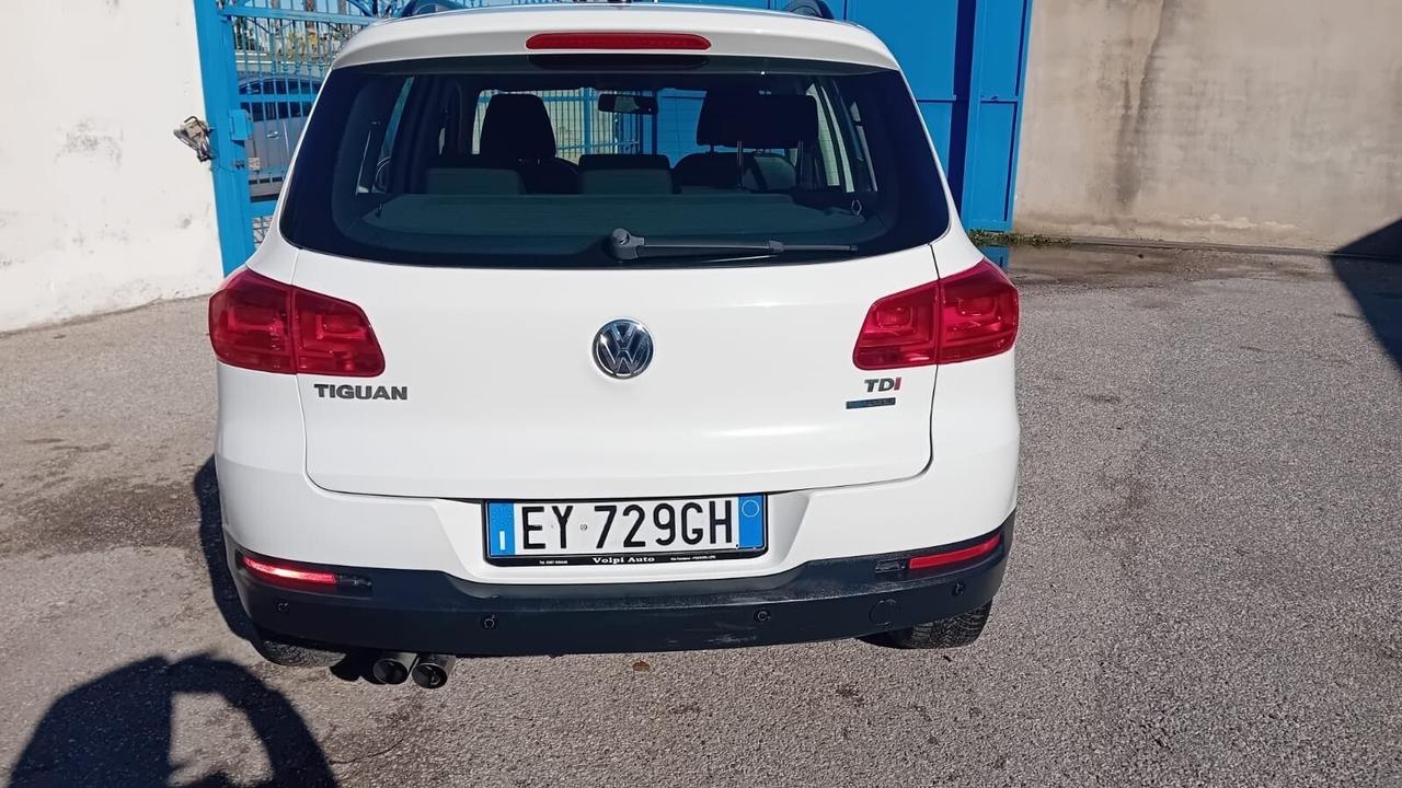 Volkswagen tiguan 2.0 tdi- full-2015