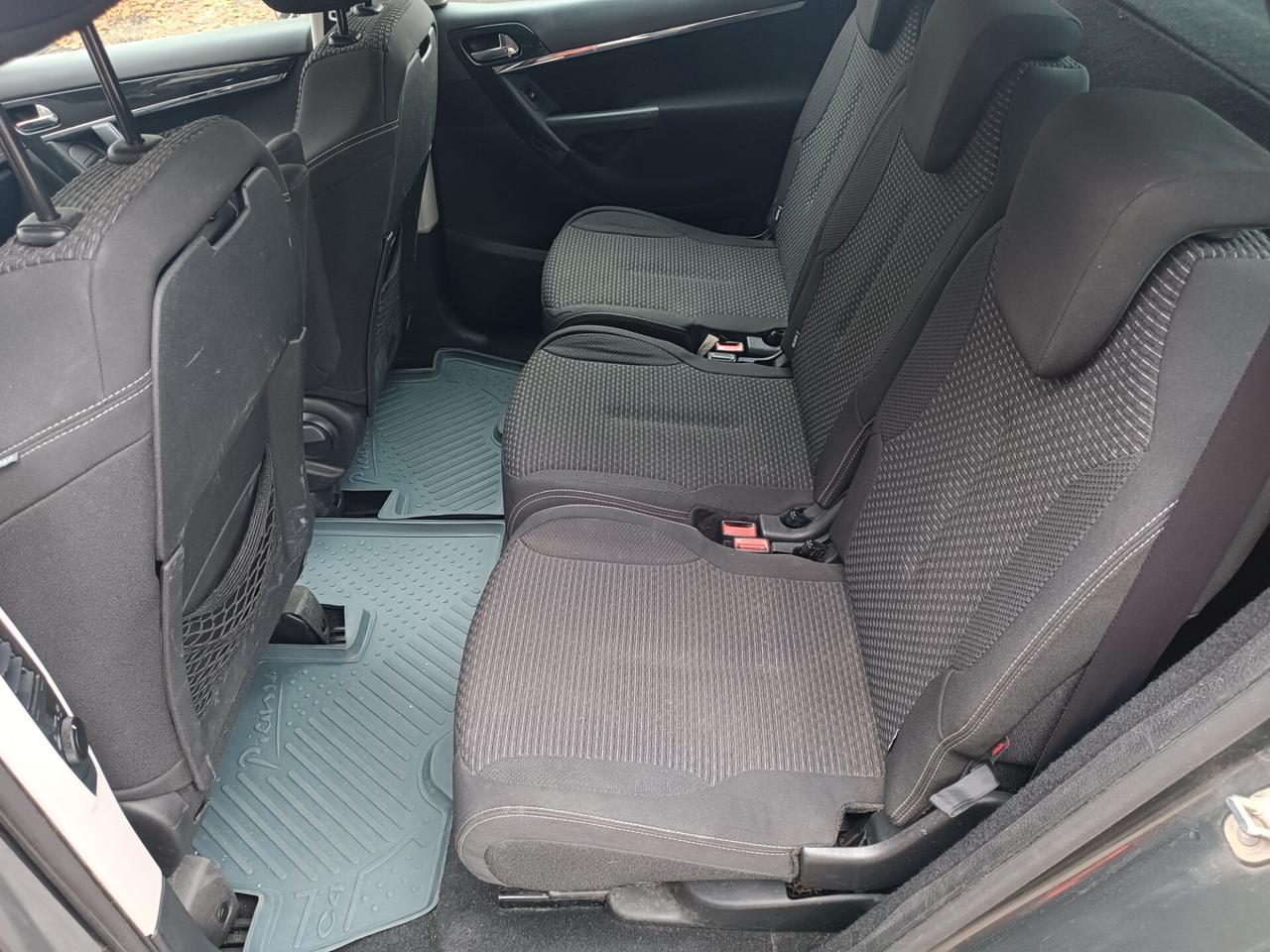 Citroen C4 Picasso 1.6 e-HDi 115 Exclusive 5B