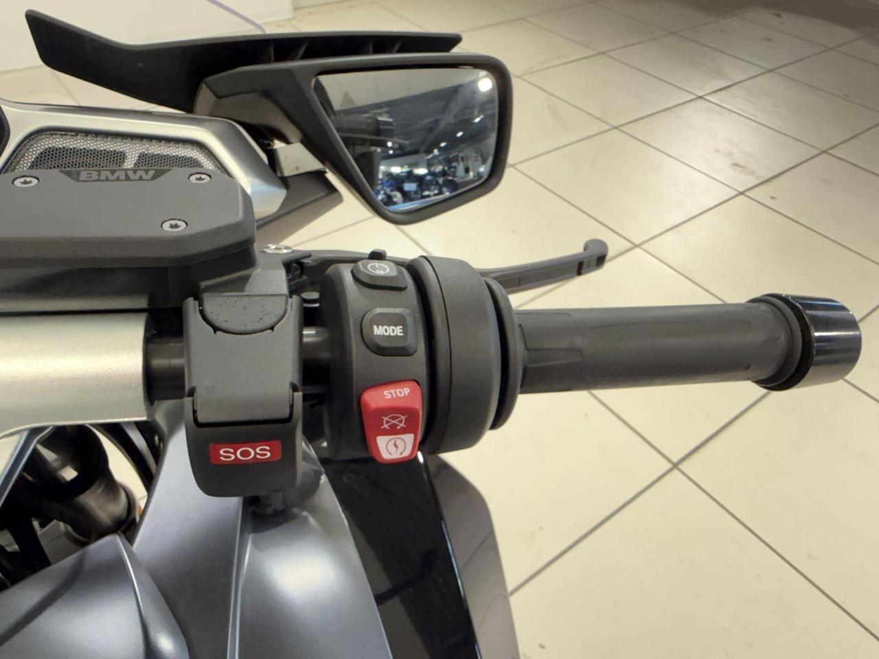 BMW R 1300 RT Triple Black ASA