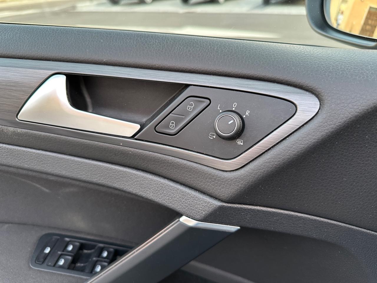 Volkswagen Golf 1.5 TGI DSG 5p. Business BlueMotion Technology METANO