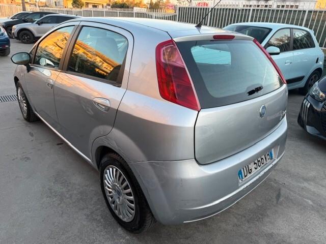 Fiat Grande Punto 1.3 MJT 75 CV 5 porte Dynamic