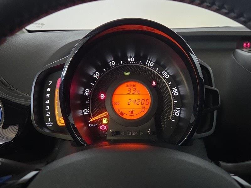 Toyota Aygo 2ª serie Connect 1.0 VVT-i 72 CV 5 porte x-clusiv