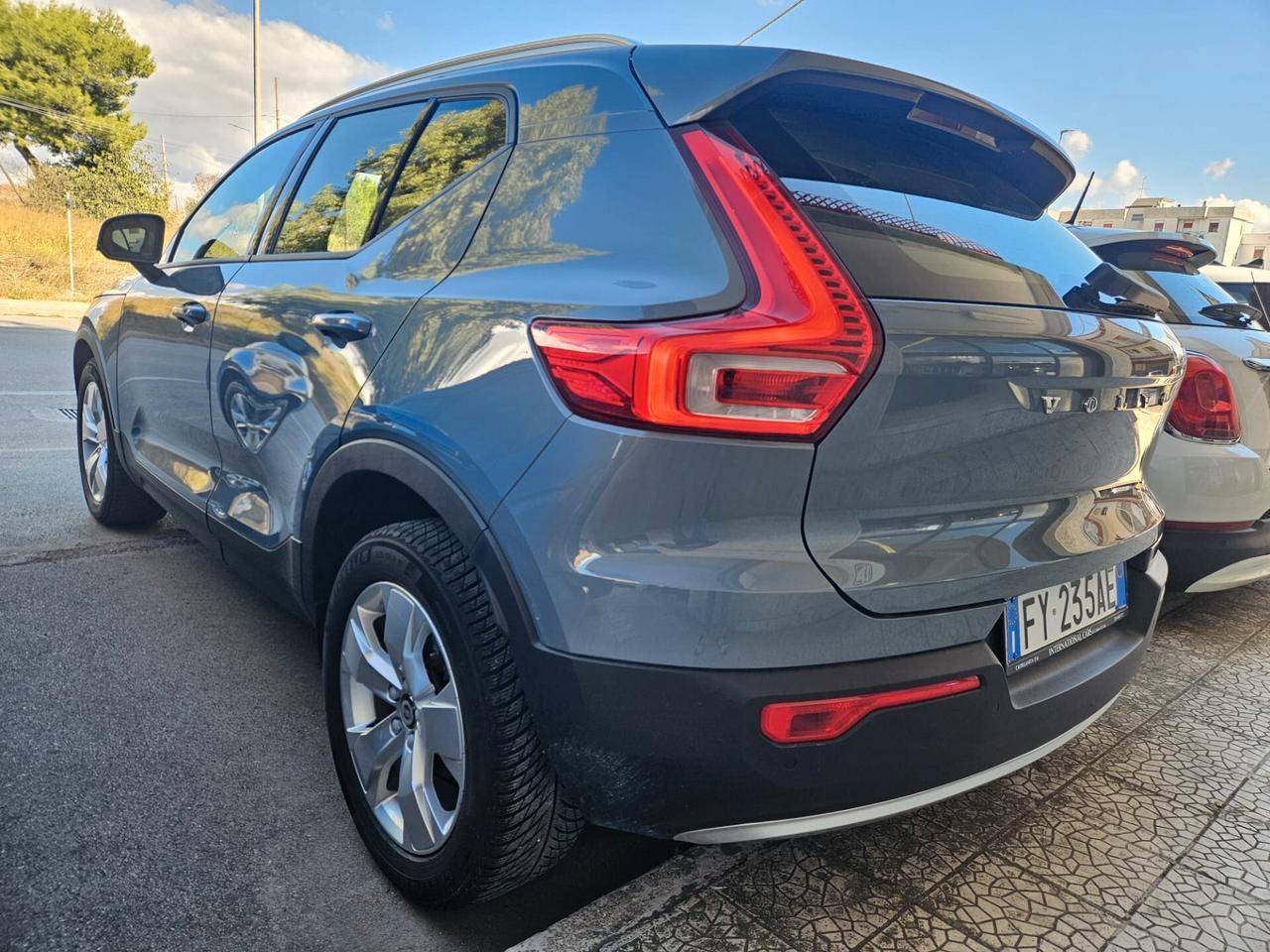 Volvo XC40 2.0 d3 Momentum geartronic N1