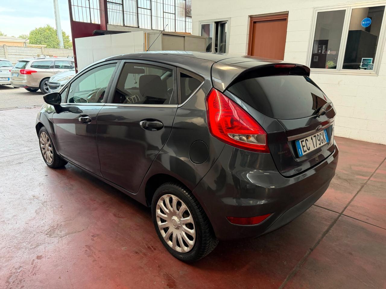 Ford Fiesta 1.4 5p BZ-GPL TITANIUM