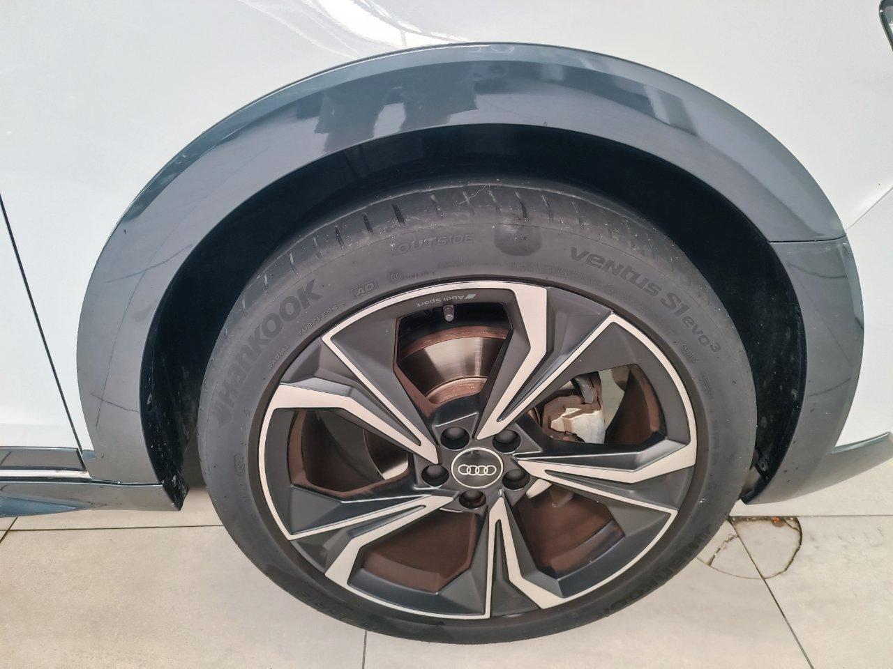 Audi A1 Allstreet 30 1.0 tfsi Identity Contrast 110cv