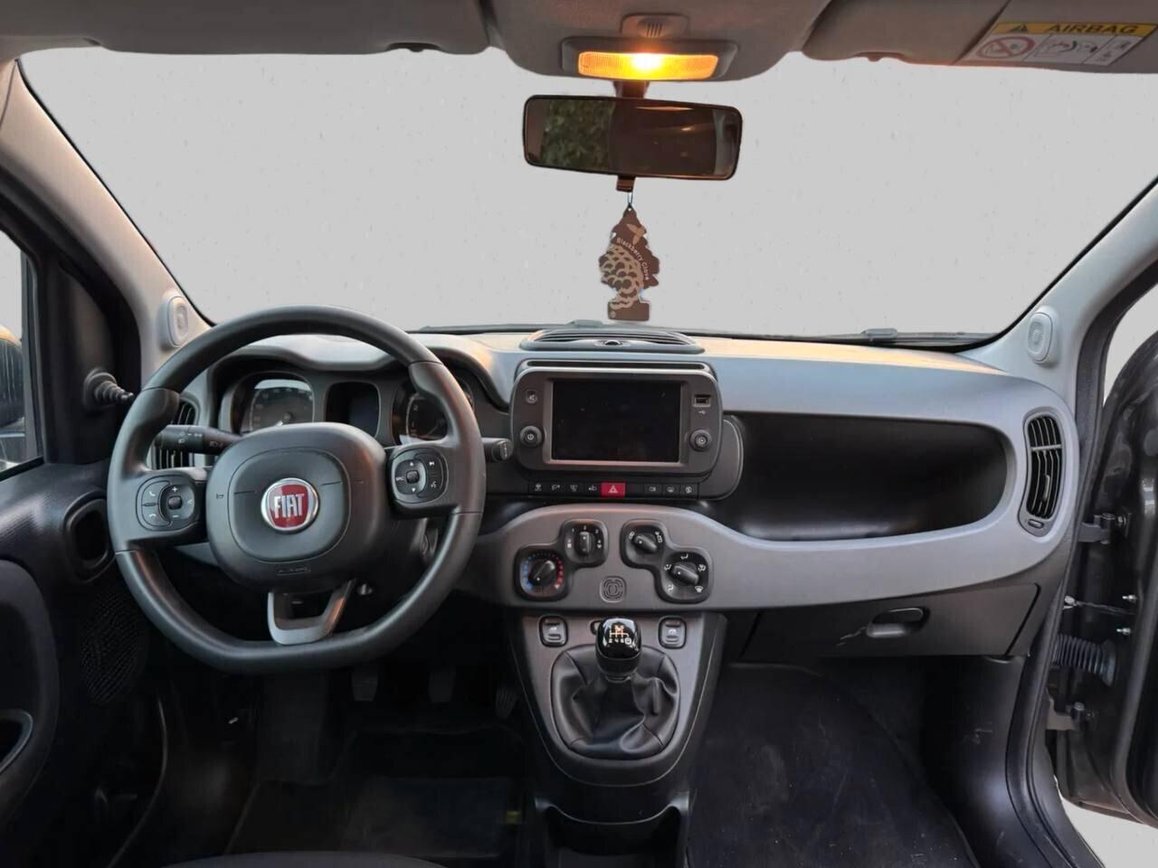 Fiat Panda 1.0 FireFly S&S Hybrid Red 05/2022