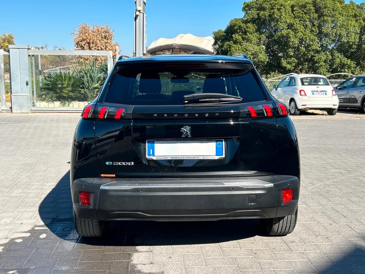 Peugeot e-2008 Allure 100kW