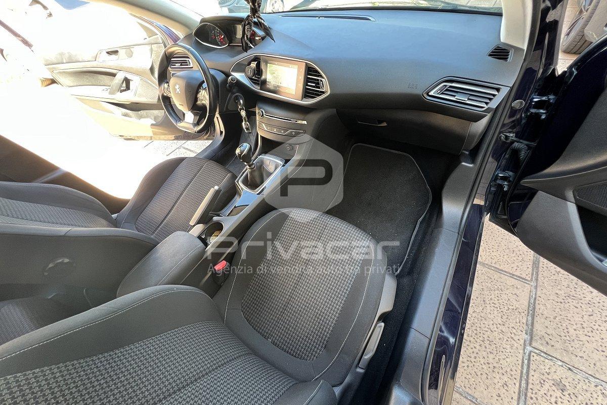 PEUGEOT 308 BlueHDi 130 S&S Tech Edition