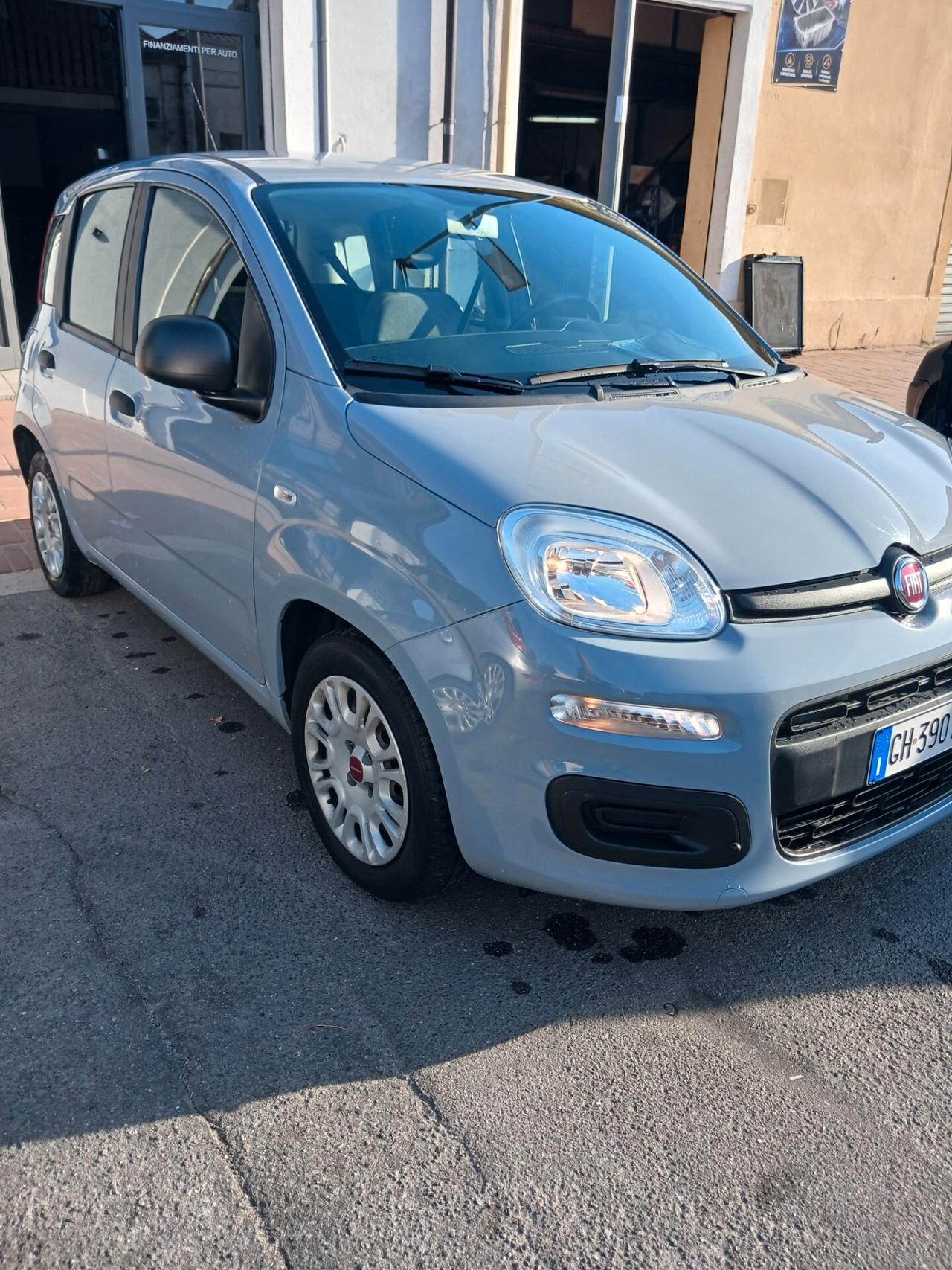 auto pari al nuovo !!