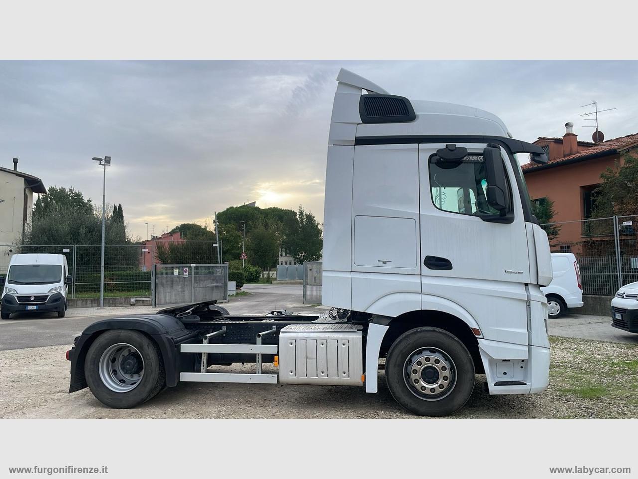 ACTROS 1845 LS