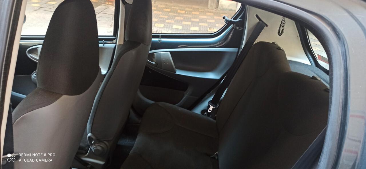 Toyota Aygo 1.0 12V VVT-i 5 porte