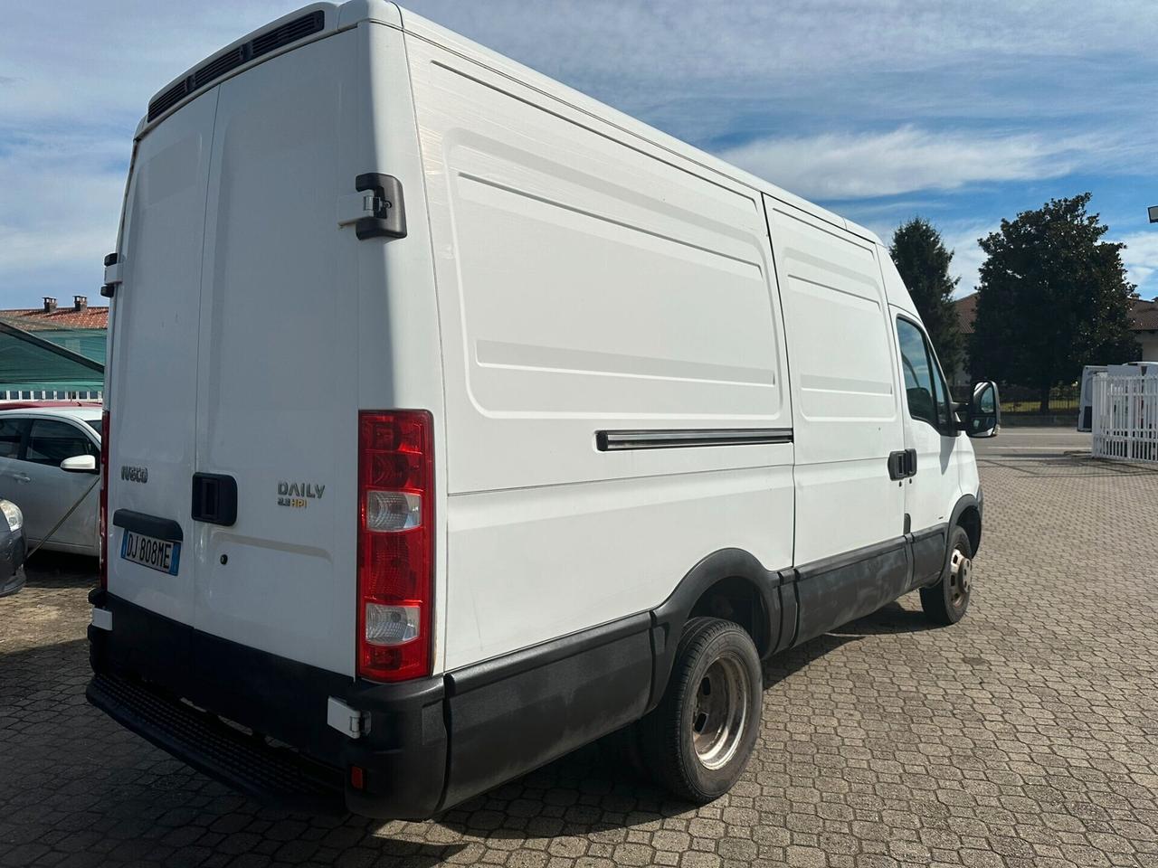 Iveco Daily 35C12 2.3 Hpi PM-RG Cabinato