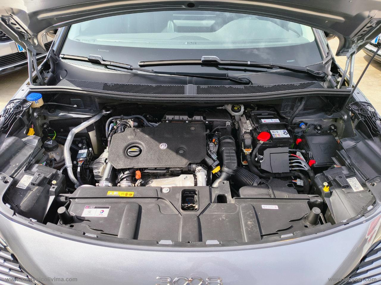 PEUGEOT 3008 BlueHDi 130 S&S Allure Pack