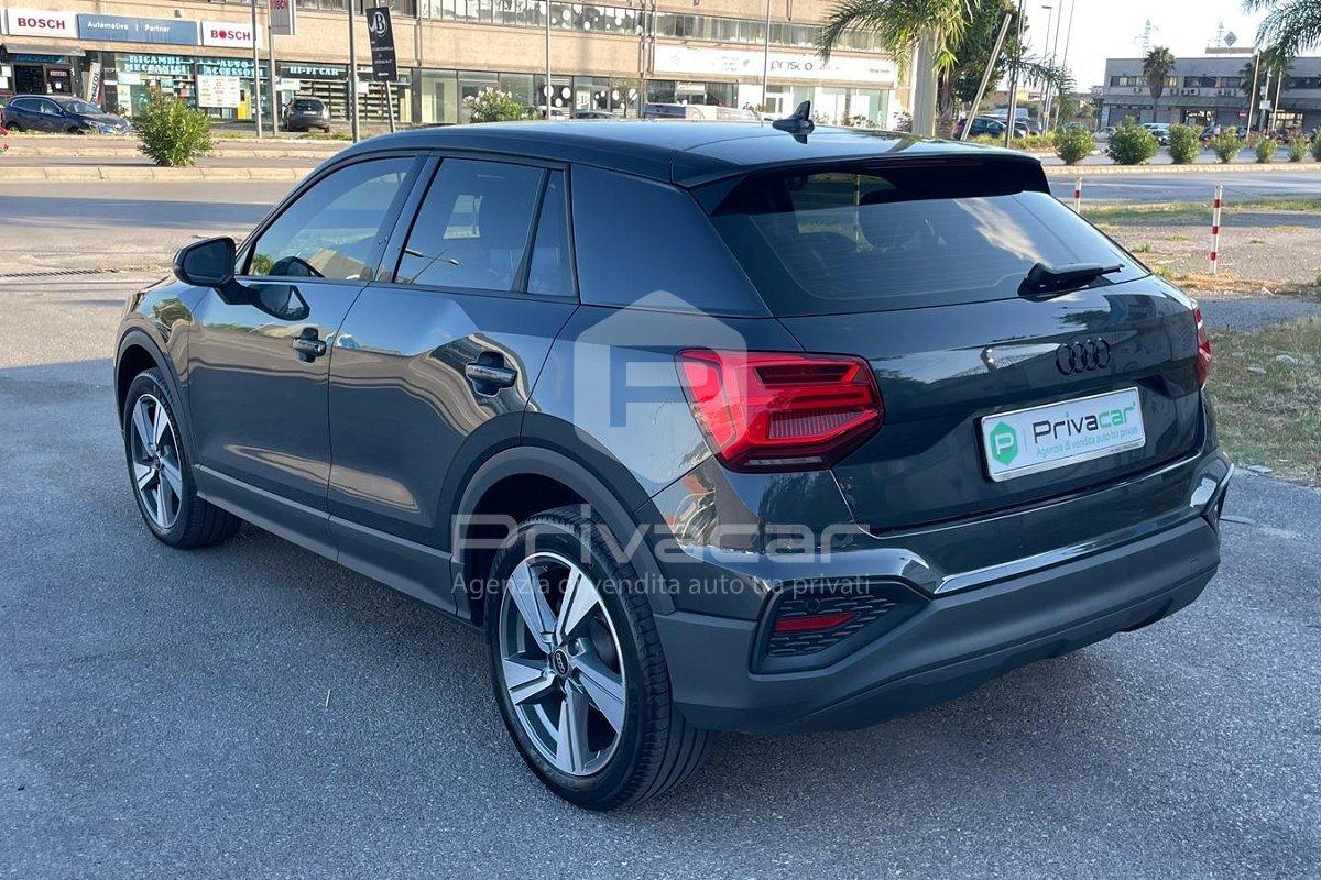 AUDI Q2 30 TDI S tronic Business Advanced