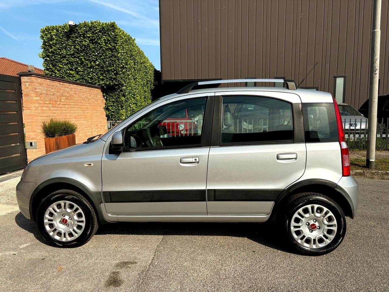 FIAT PANDA 1.4(Metano 11/2027)-Navi-178000km-2011
