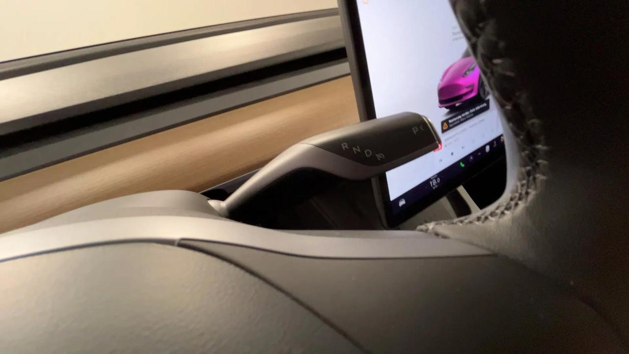 Tesla Model 3 Model 3 Standard rwd Plus