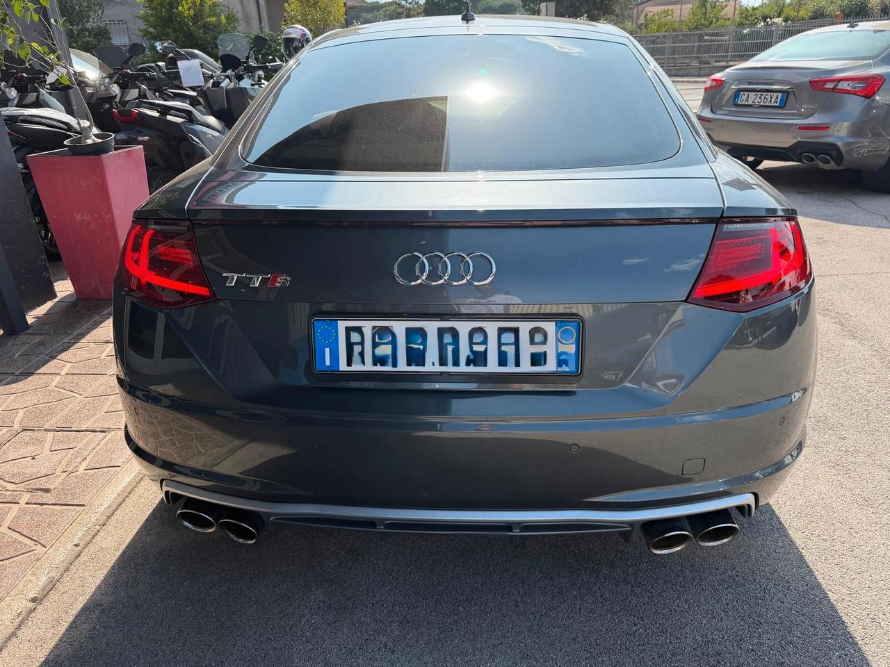 Audi TT TTS Coupé 2.0 TFSI 310 CV quattro
