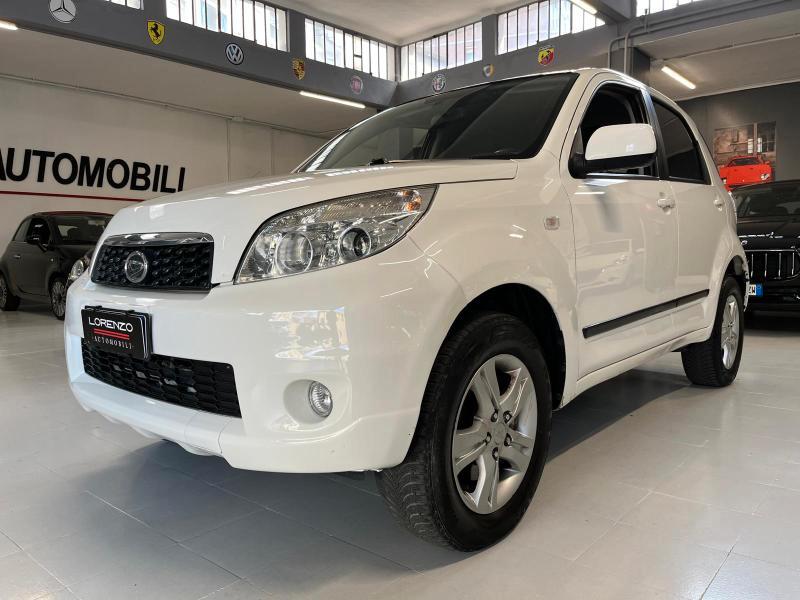 Daihatsu Terios 1.5 Hiro auto