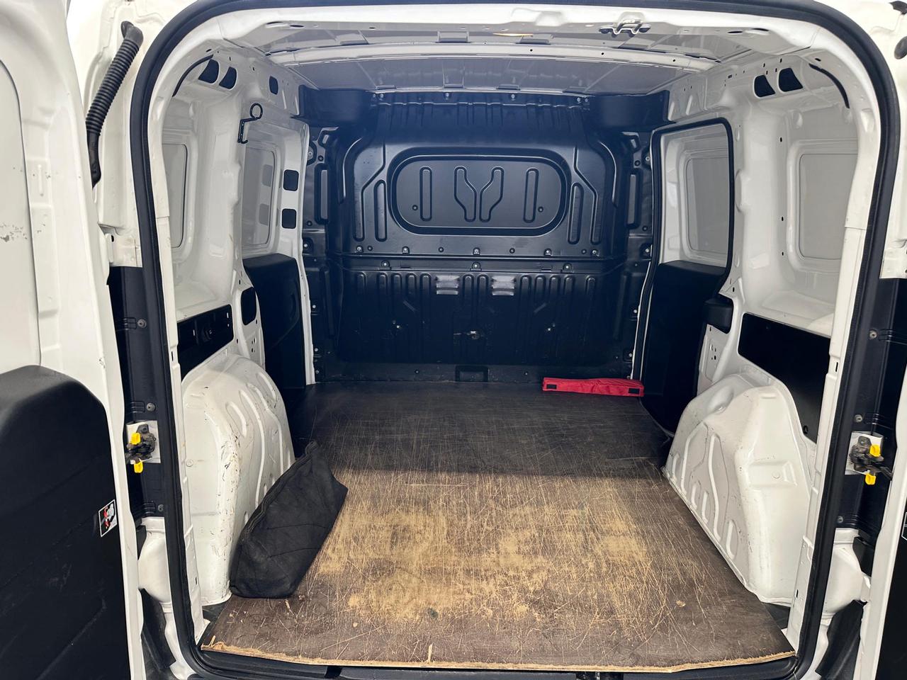 Fiat Doblo cargo 1.3 mjt 16v SX 95cv E6