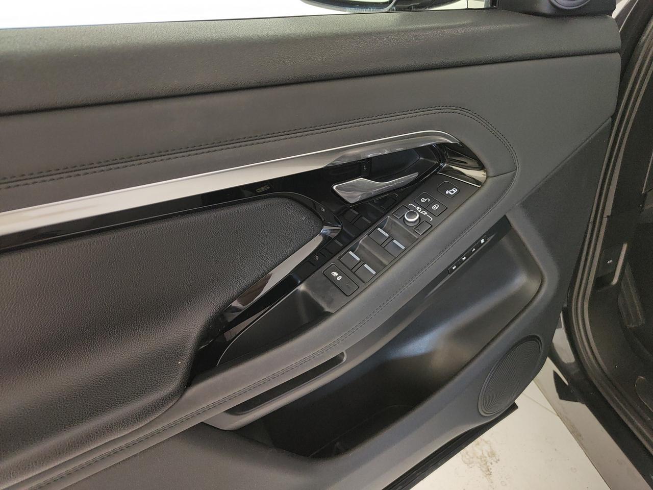 LAND ROVER Range Rover Evoque 2.0d i4 mhev SE awd 180cv auto