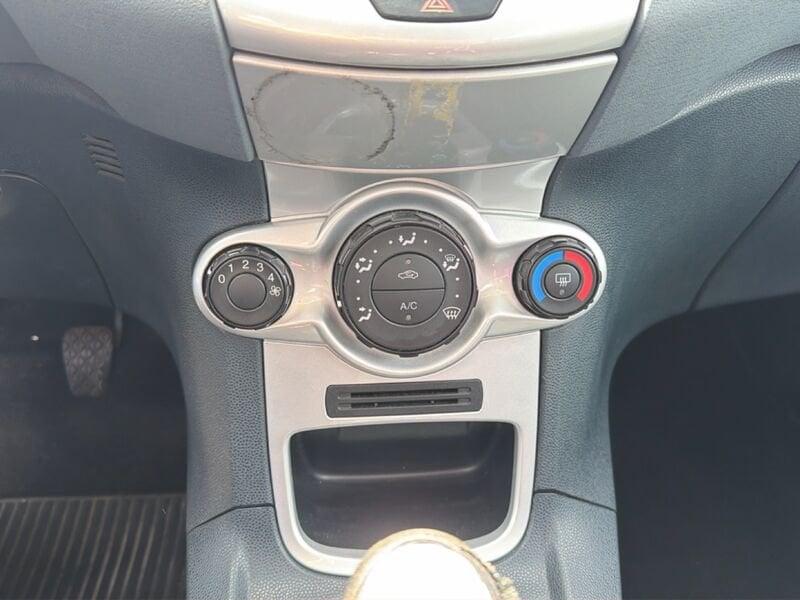 Ford Fiesta Fiesta 5p 1.2 Titanium gpl