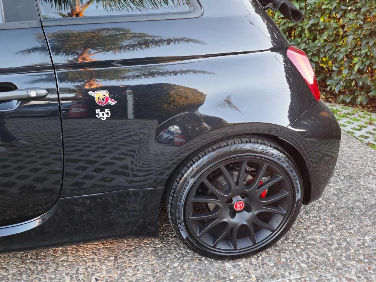 Abarth 595 1.4 t-jet Competizione 180cv