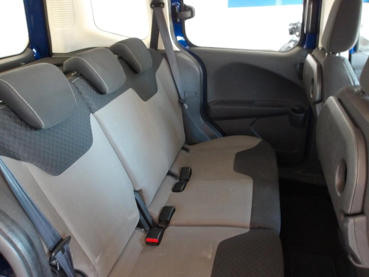 FORD Tourneo Courier 1.5 tdci 75cv titanium E5
