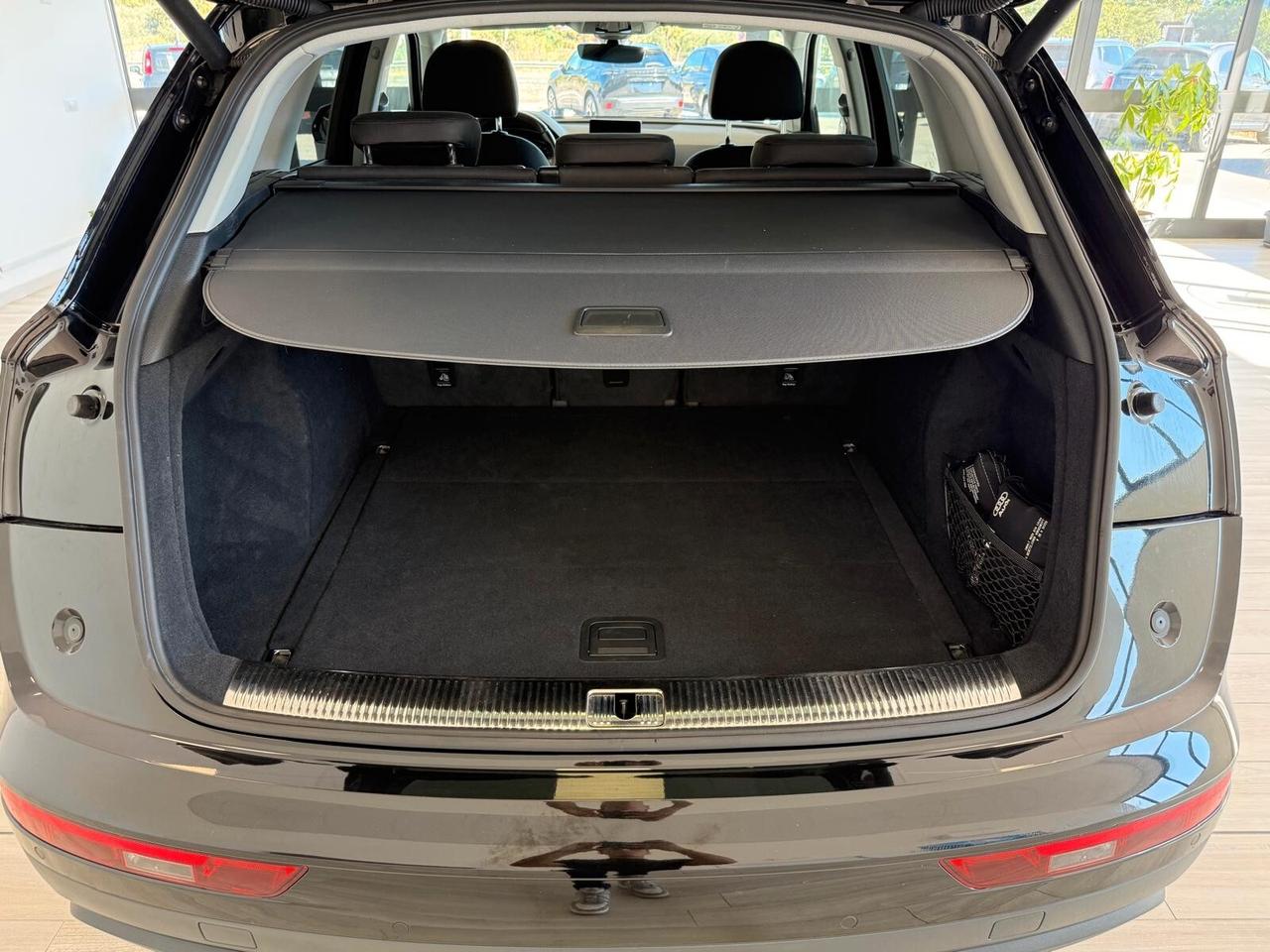 Audi Q5 2.0 TDI quattro S tronic Business