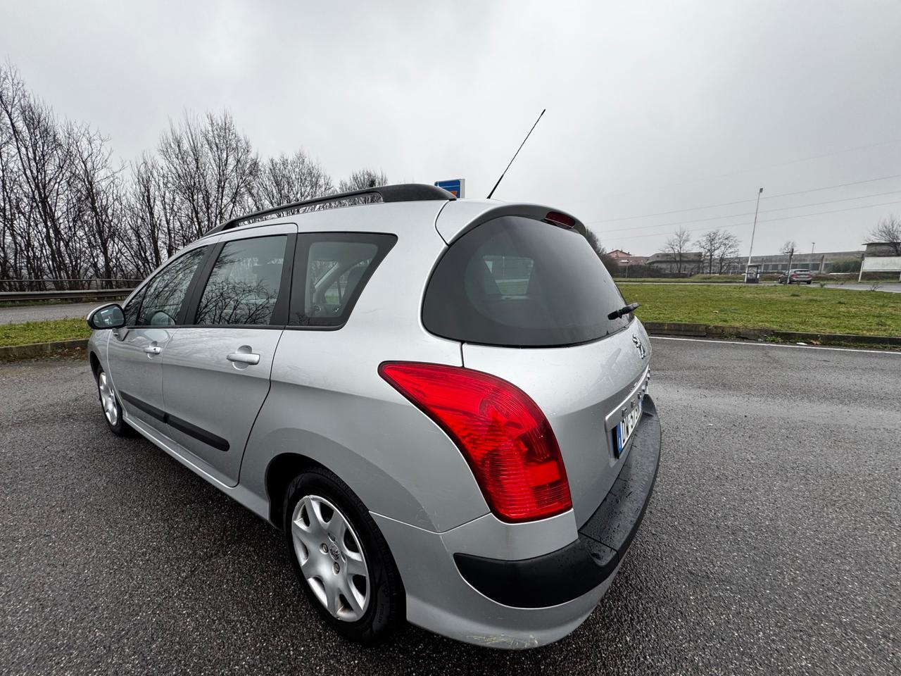 Peugeot 308 1.6 HDi 90CV FAP 5p. Premium