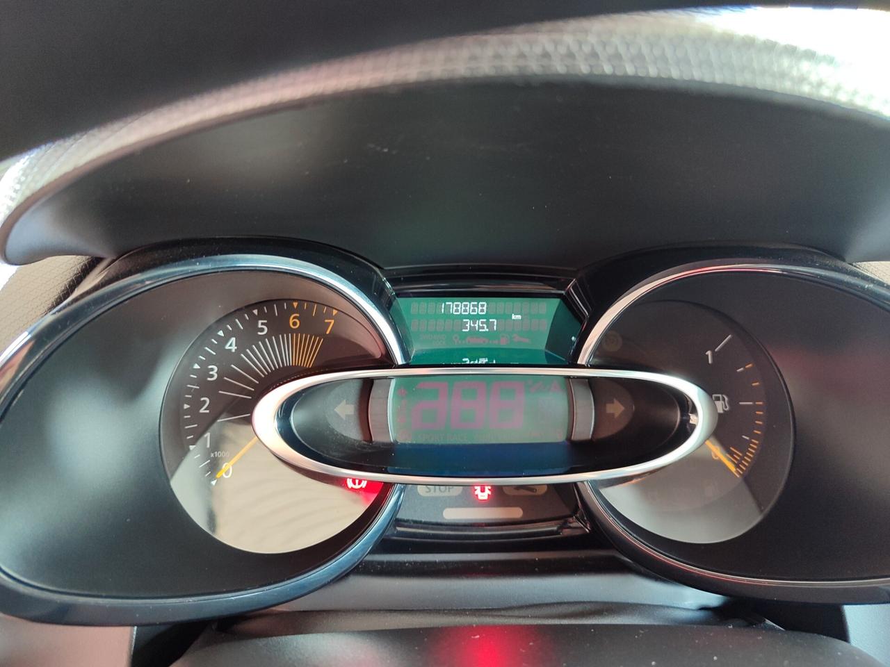 Renault Clio 1.2 GPL 2015 BOMBOLA APPENA REVISIONATA