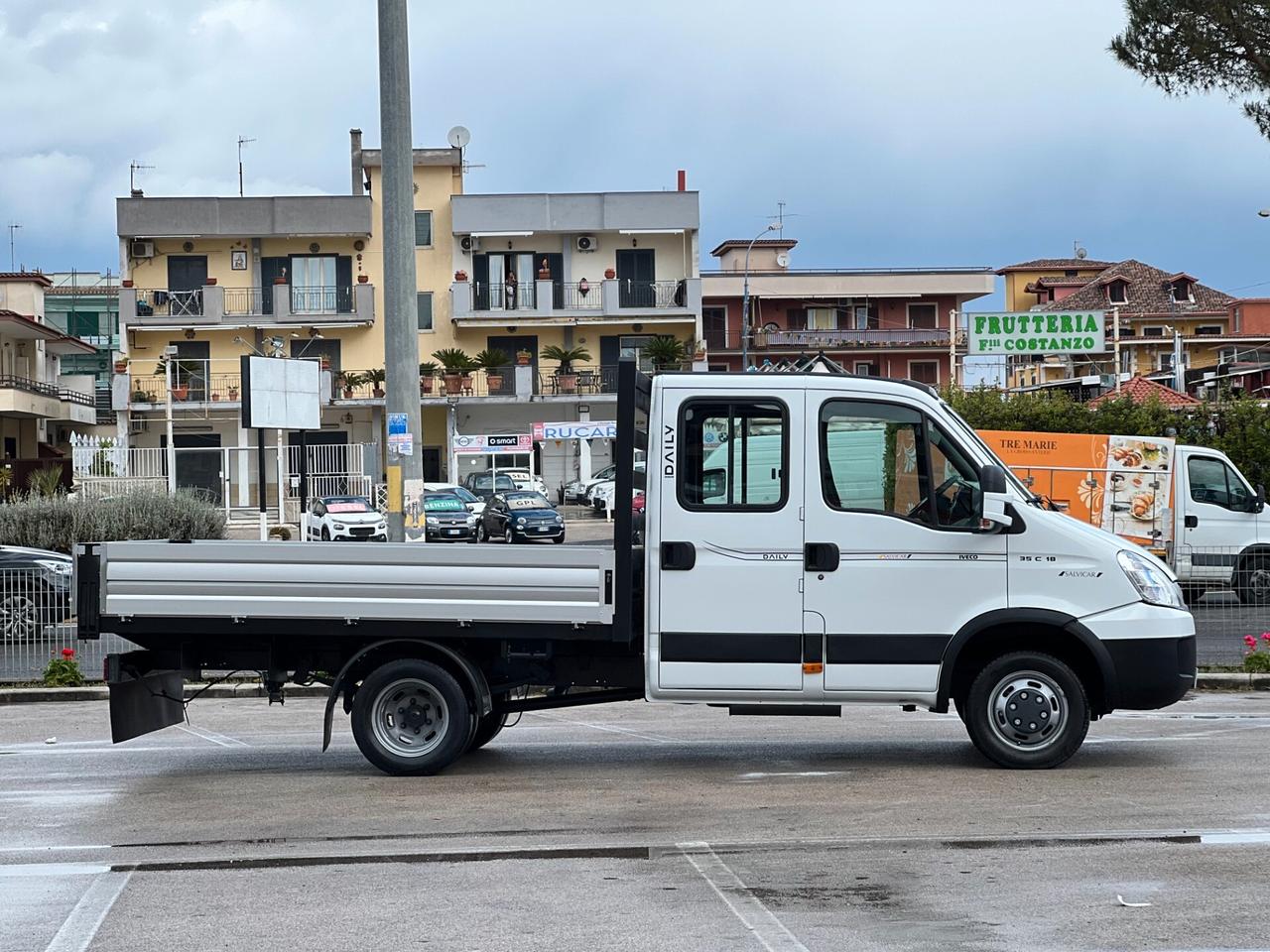 IVECO DAILY 35C18 DOPPIA CABINA 7 POSTI ANNO 2011