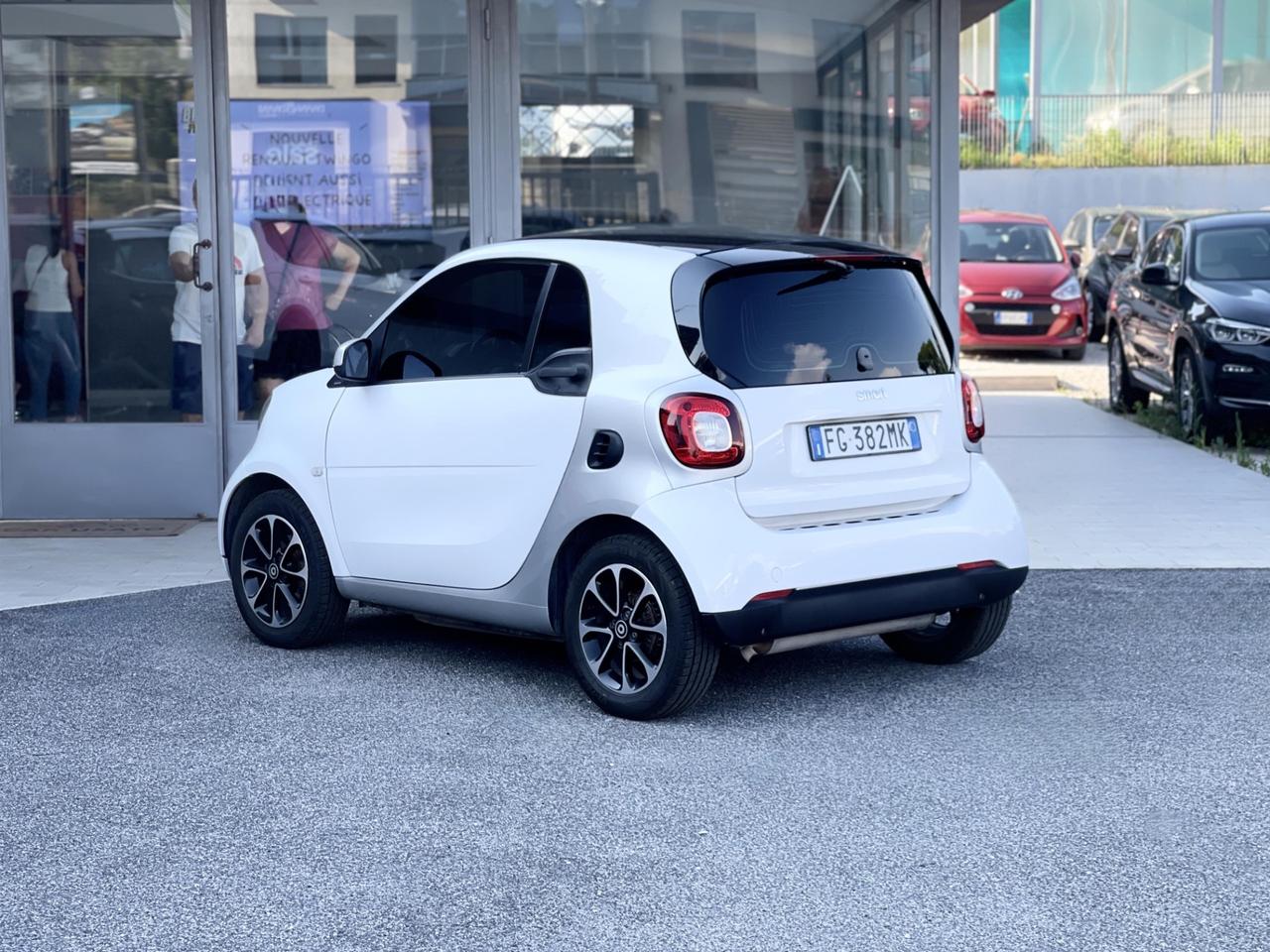 Smart ForTwo 1.0 Benzina 71CV E6 Automatica - 2016
