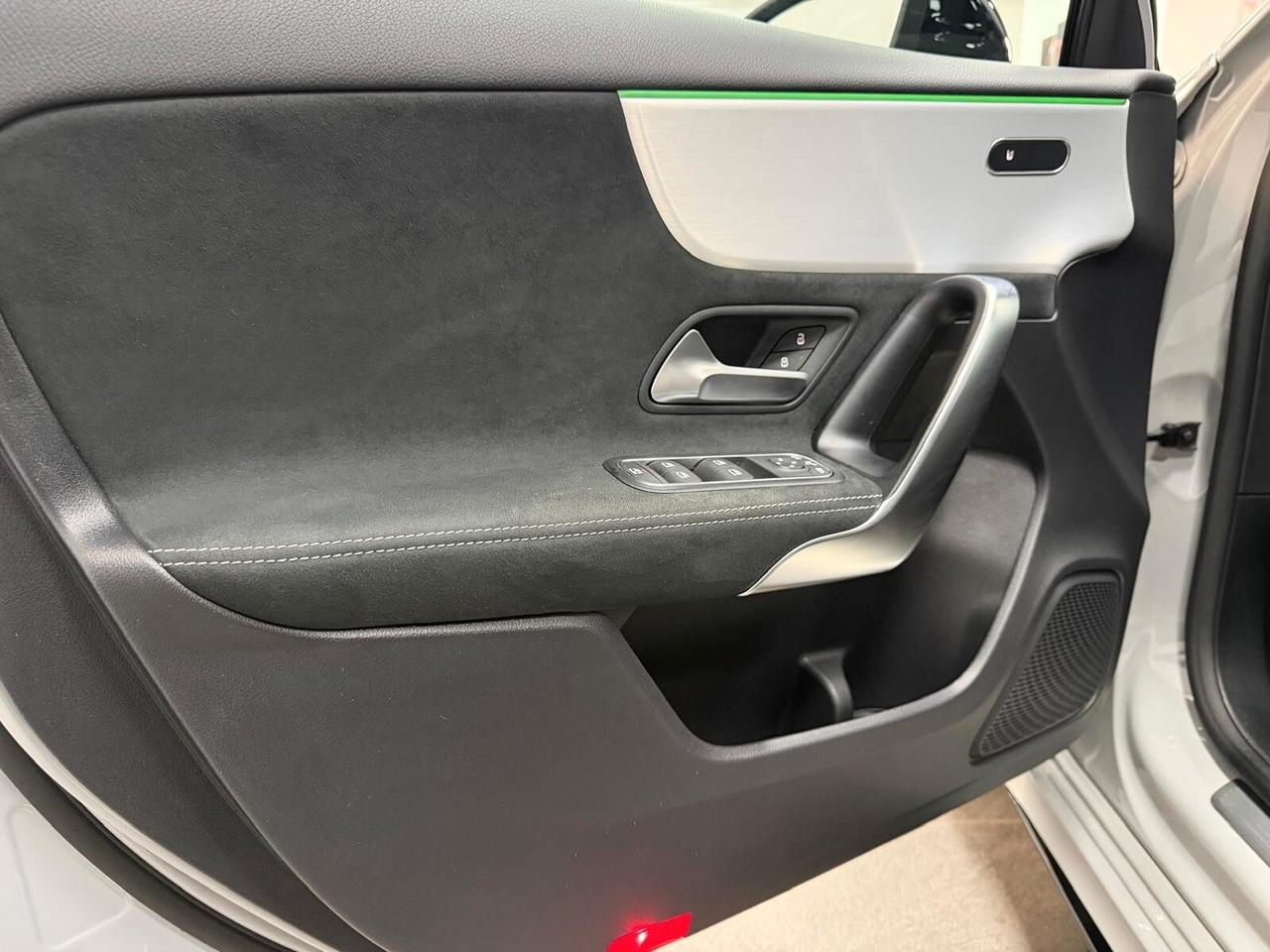 Mercedes-benz A 200 d Automatic AMG Line Edition
