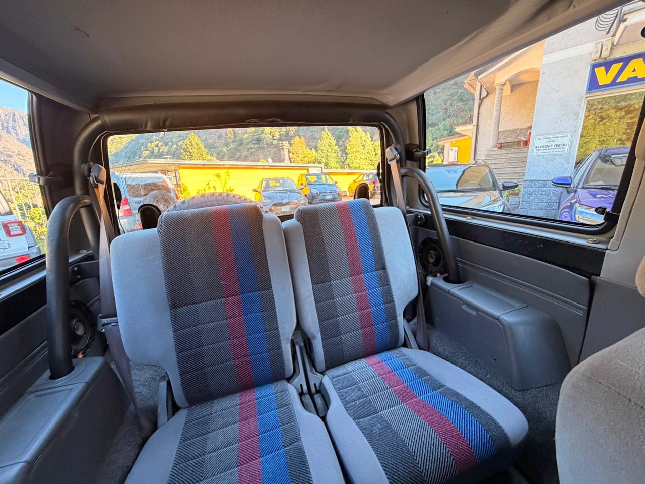 Daihatsu Feroza 1.6i cat Resin-top Full-Time City