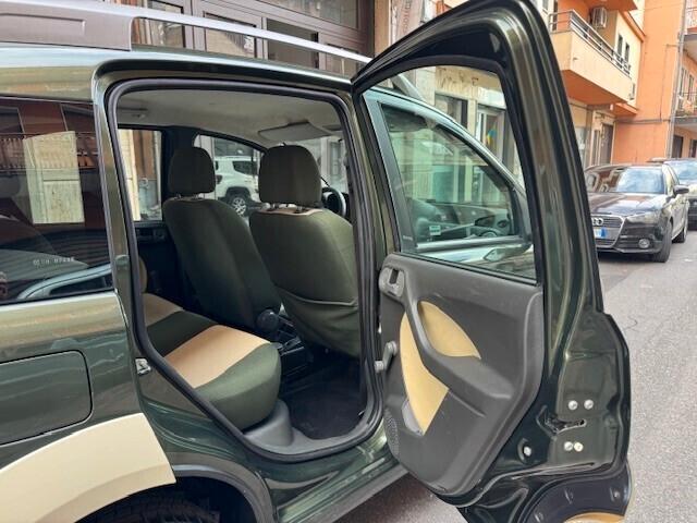 Fiat Panda 1.3 MJT 16V 4x4 Cross