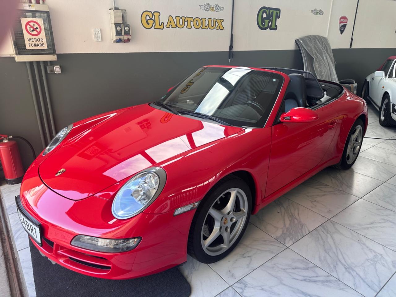 Porsche 911 997 Carrera Cabriolet