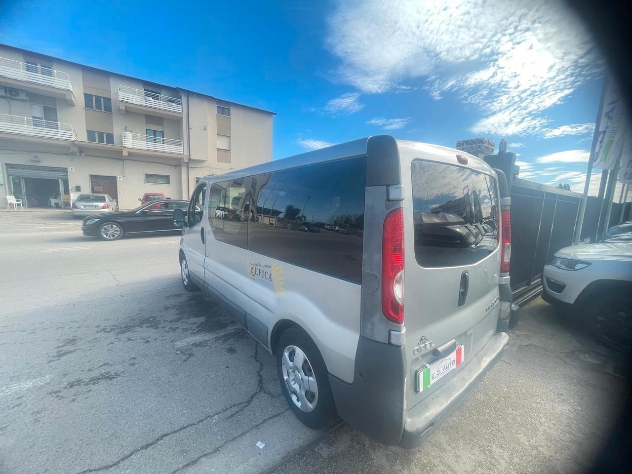 Opel Vivaro 29 2.0 CDTI PL-TN Combi 9 posti