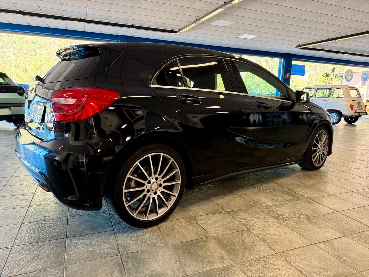 Mercedes-benz A 200 Premium