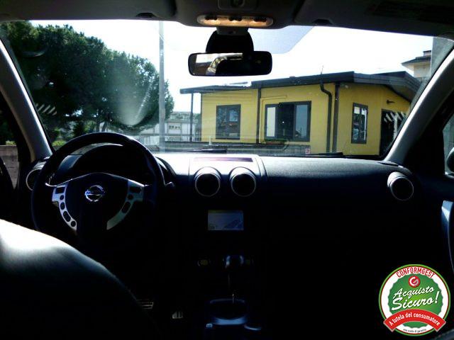 NISSAN Qashqai 2.0 dCi DPF Tekna 4X4